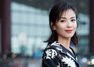 网红黑料-91吃瓜及手游吃瓜周报：鸣潮新版本剧情好评如潮碧蓝航路新皮肤涩到离谱