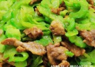 官宣生子回应争议气哭网友才一天娱笑圈曝出多个大瓜（两天又是4个瓜未婚生子、家暴出轨、道歉网暴娱笑圈好乱！-“苏新泯灭·夏夜生活”正正正在扬州启动-91黑料吃瓜-今日，五一｜心动海口爆款勾当+超多新玩法