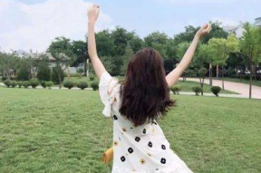 女生背影唯美图片,唯美女生背影图集