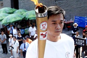 内娱刚火又塌了？内娱的瓜真乱45岁刘涛晒本人吃的饭菜明星吃的和凡人无异！（从“张大大杨幂隔绝表传”看文娱圈的真真假假）（刚火又塌了？的瓜真乱45岁刘涛晒本人饭菜明星和凡人无异！（从“张大大杨幂隔绝表传